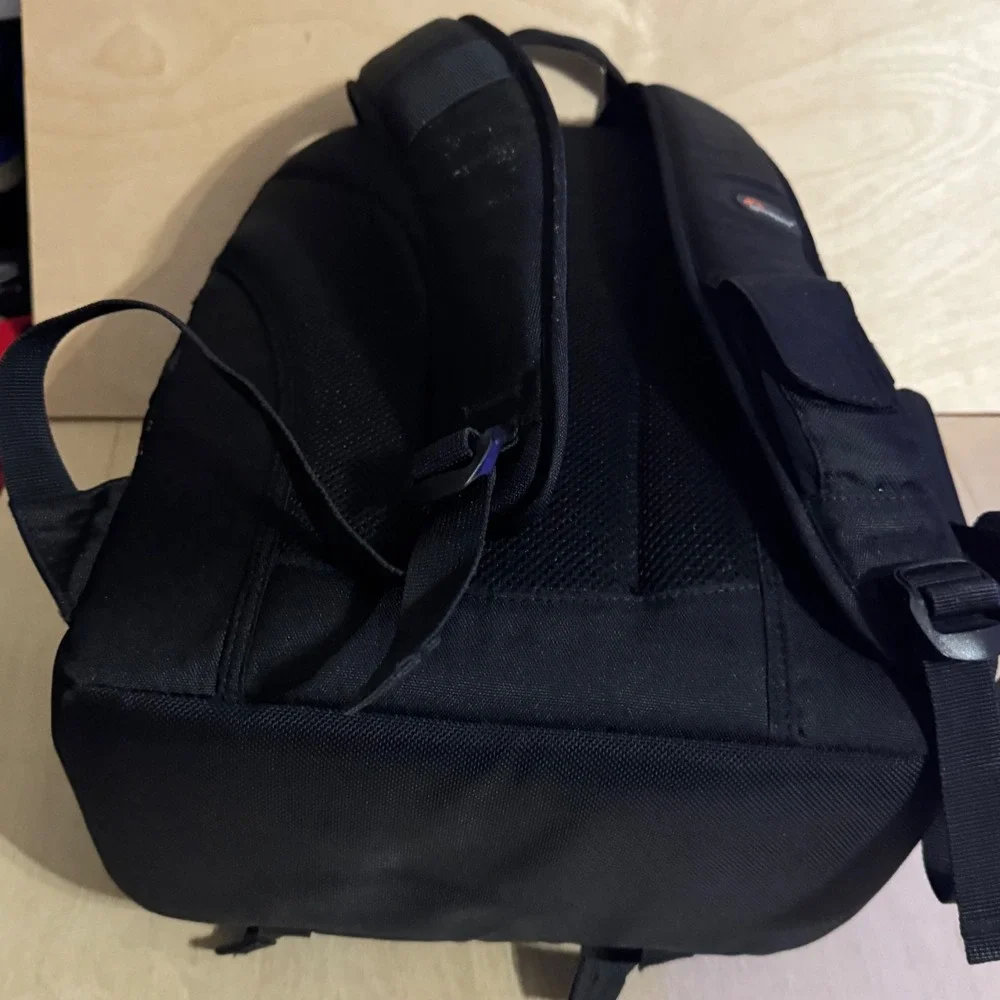 Lowepro Fastpack 200 Camera Backpack Black Nylon Multi Compartment Photography